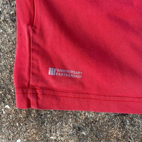 Puma Scuderia Ferrari Mens L Big Shield T-shirt Red Formula 1 Racing Italian - Picture 7 of 9